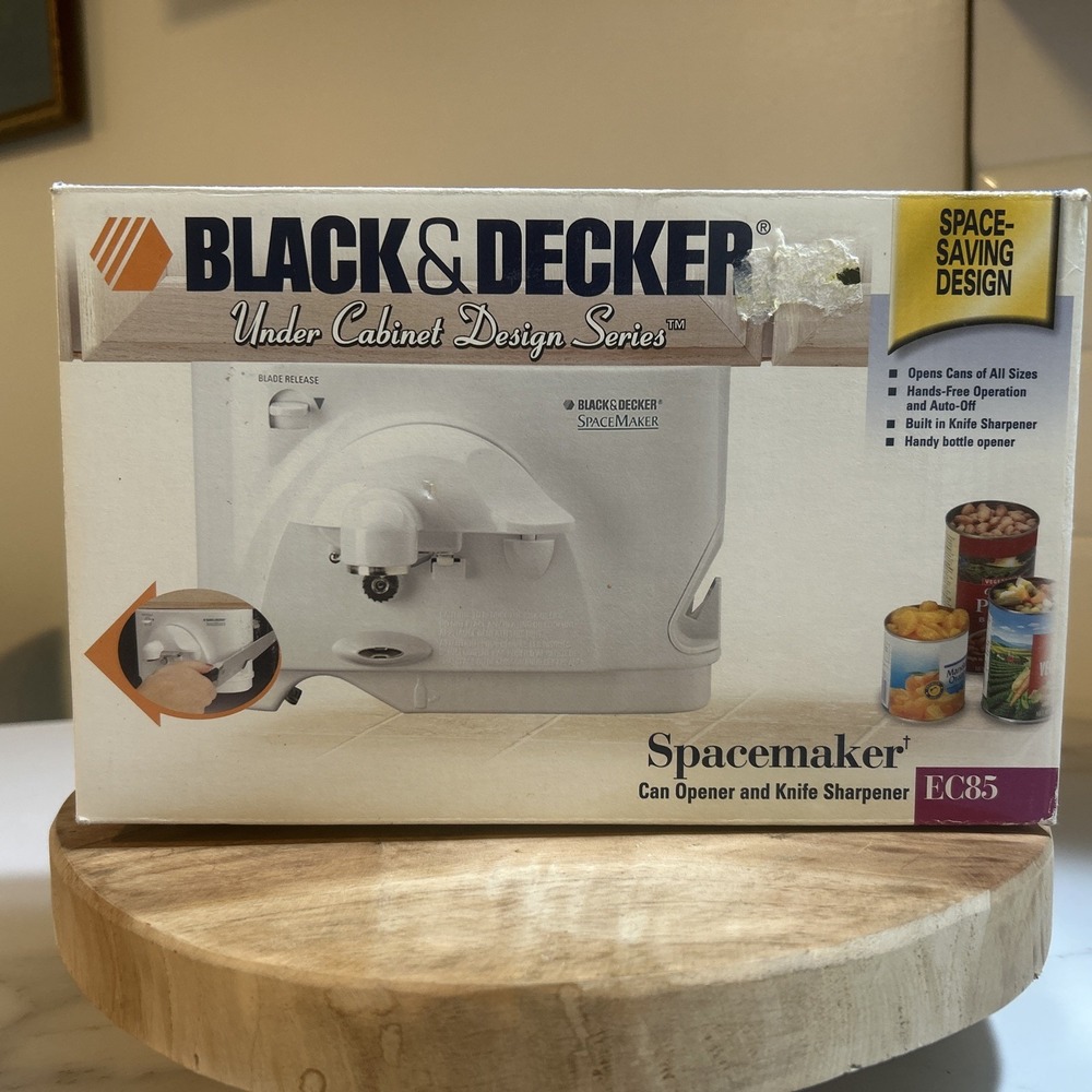 Black & Decker Spacemaker Can Opener W/Knife Sharpener Under Cabinet EC85 NEW
